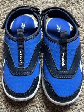 Reebok Weebok Kids Blue Slip-On Water Shoes size 8 toddler NEW